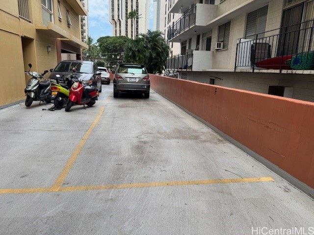 303 Liliuokalani Avenue 602, Honolulu, HI 96815