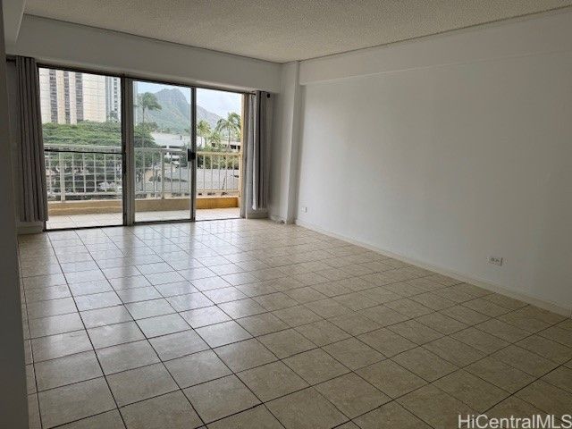 303 Liliuokalani Avenue 602, Honolulu, HI 96815