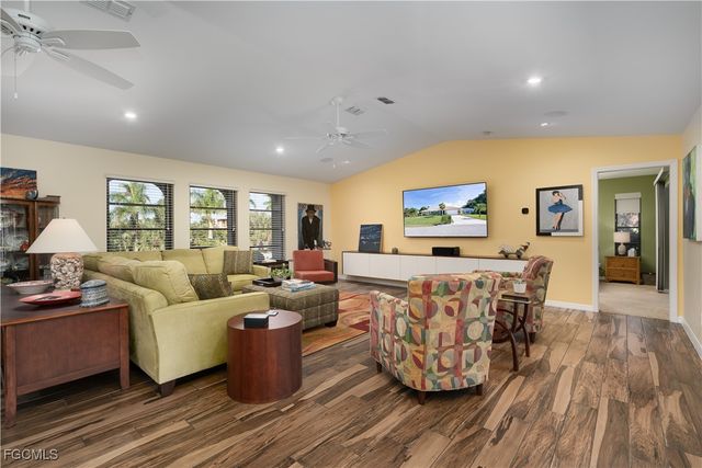 12070 Bohman LN, Bokeelia, FL 33922