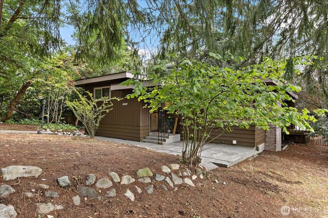 12216 12th Avenue S, Seattle, WA 98168