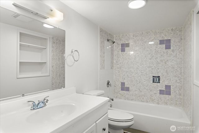 12216 12th Avenue S, Seattle, WA 98168