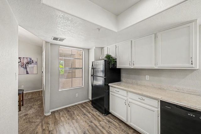 6885 E Cochise Road Apt 229, Paradise Valley, AZ 85253