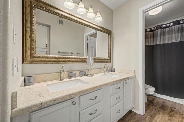 6885 E Cochise Road Apt 229, Paradise Valley, AZ 85253