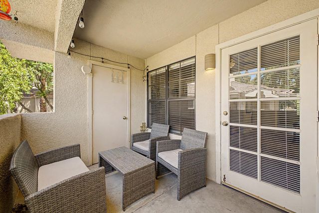 6885 E Cochise Road Apt 229, Paradise Valley, AZ 85253