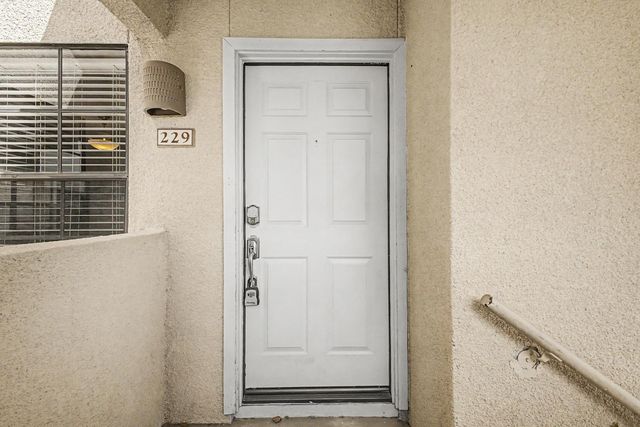 6885 E Cochise Road Apt 229, Paradise Valley, AZ 85253