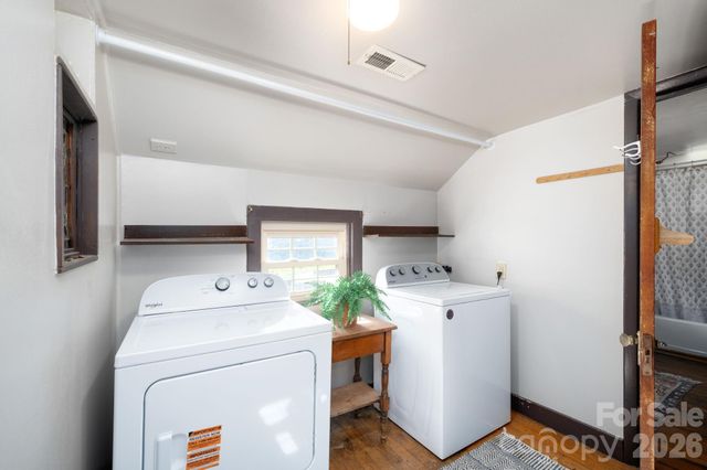 1265 Dillingham Road, Barnardsville, NC 28709