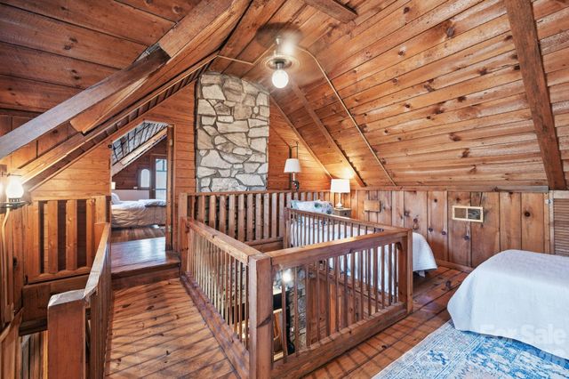 1265 Dillingham Road, Barnardsville, NC 28709