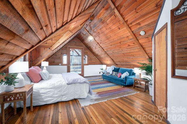 1265 Dillingham Road, Barnardsville, NC 28709