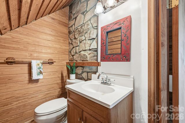 1265 Dillingham Road, Barnardsville, NC 28709