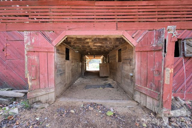 1265 Dillingham Road, Barnardsville, NC 28709