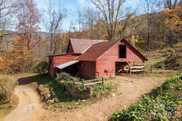 1265 Dillingham Road, Barnardsville, NC 28709