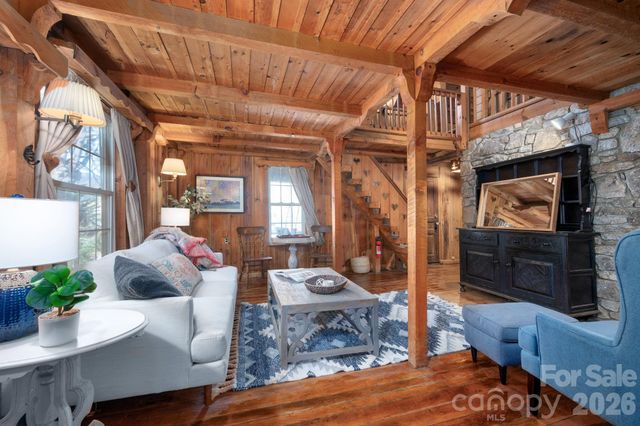 1265 Dillingham Road, Barnardsville, NC 28709