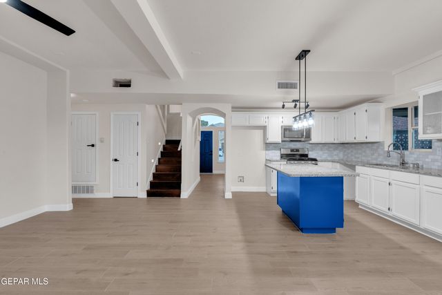 10732 Pleasant Sand Drive, El Paso, TX 79924