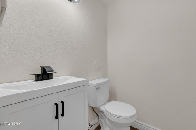 10732 Pleasant Sand Drive, El Paso, TX 79924