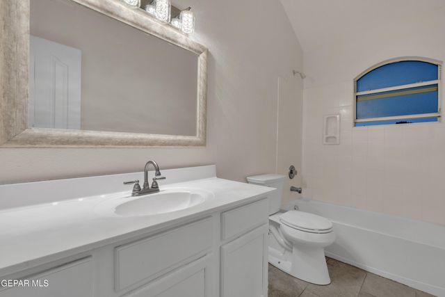 10732 Pleasant Sand Drive, El Paso, TX 79924