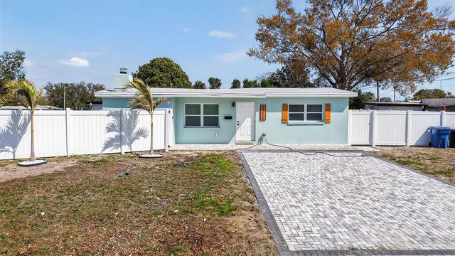 3223 73RD STREET N, St Petersburg, FL 33710