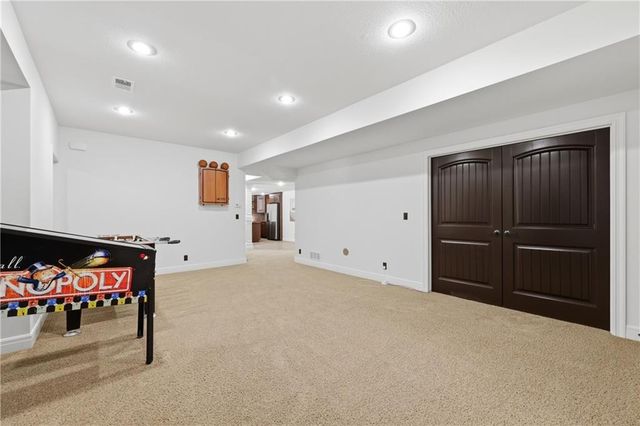 14775 NW 66th Terrace, Parkville, MO 64152