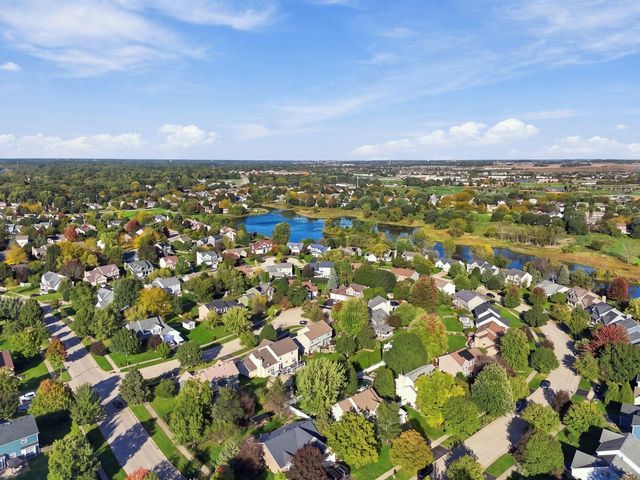 502 Saratoga Court, Oswego, IL 60543