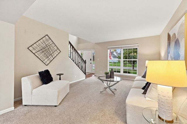 502 Saratoga Court, Oswego, IL 60543