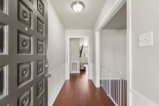 5907 Peg Street, Houston, TX 77092