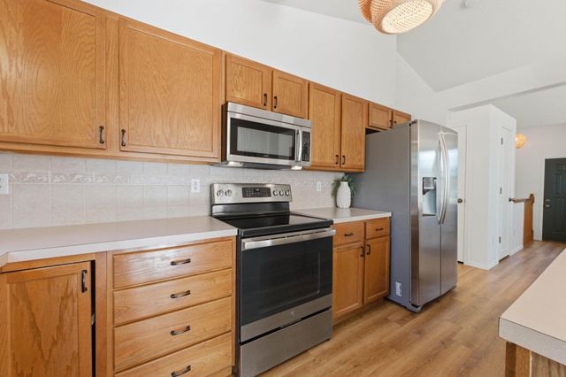 2537 E Cambridge Ct, Park City, KS 67219