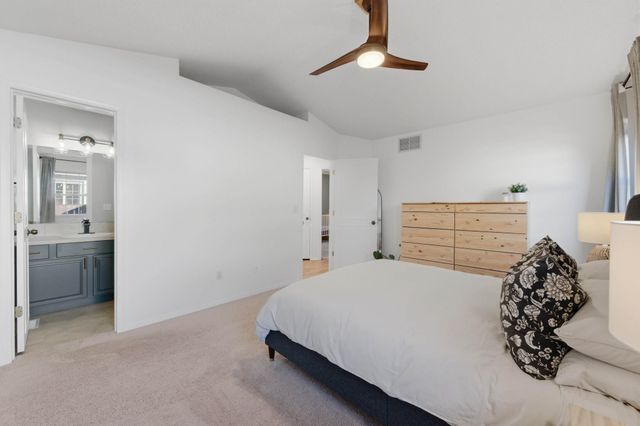 2537 E Cambridge Ct, Park City, KS 67219