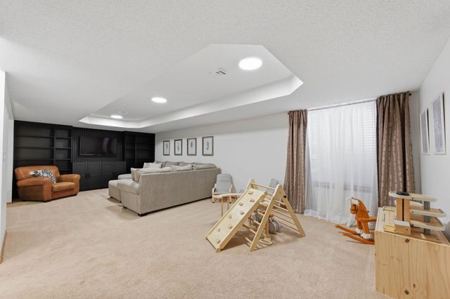 2537 E Cambridge Ct, Park City, KS 67219