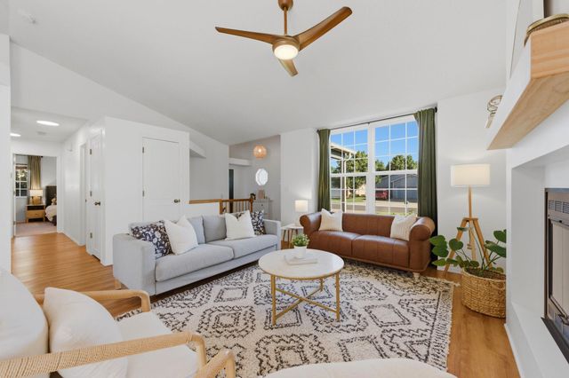 2537 E Cambridge Ct, Park City, KS 67219