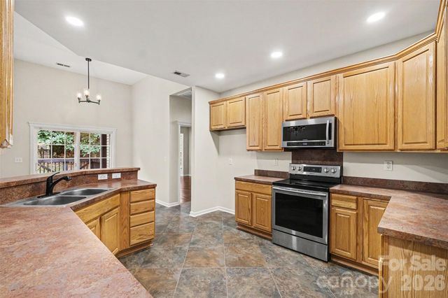 6228 Colonial Garden Drive, Huntersville, NC 28078