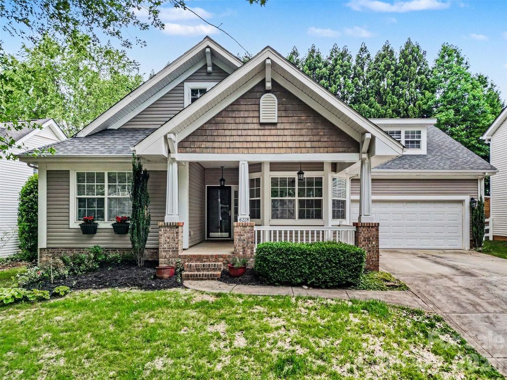 6228 Colonial Garden Drive, Huntersville, NC 28078