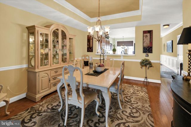 300 REAGAN DR, Sellersville, PA 18960