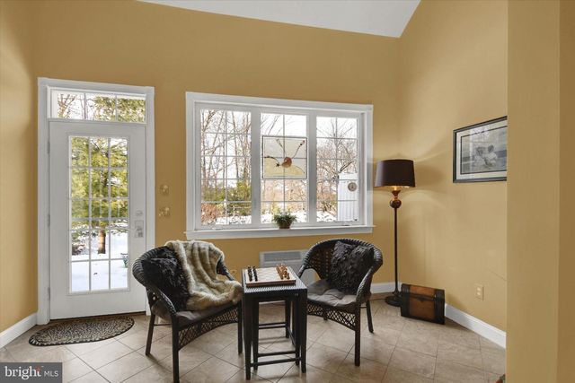 300 REAGAN DR, Sellersville, PA 18960