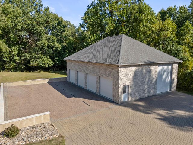 17980 Gambier Road, Mount Vernon, OH 43050