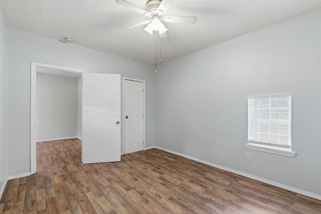 127 E Walker Street, Denison, TX 75021