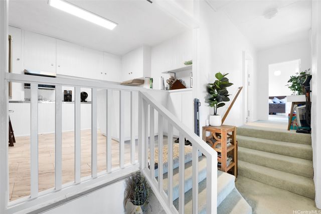 3647 Diamond Head Road, Honolulu, HI 96816