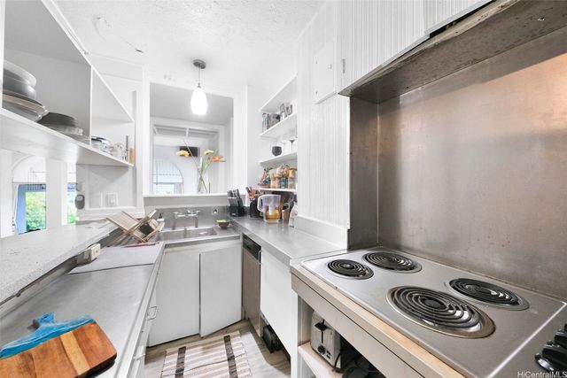 3647 Diamond Head Road, Honolulu, HI 96816