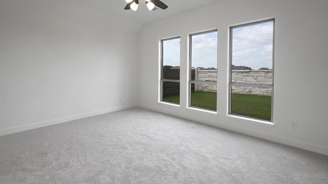 307 Watersong BND, Lockhart, TX 78644