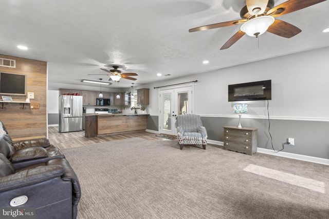 8149 SILO RD, Severn, MD 21144