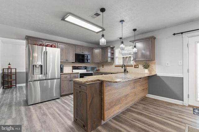 8149 SILO RD, Severn, MD 21144