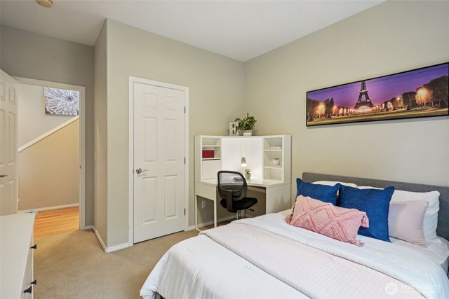 206 Pasco Drive NE, Renton, WA 98059