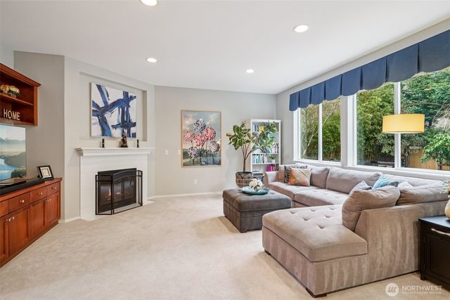 206 Pasco Drive NE, Renton, WA 98059