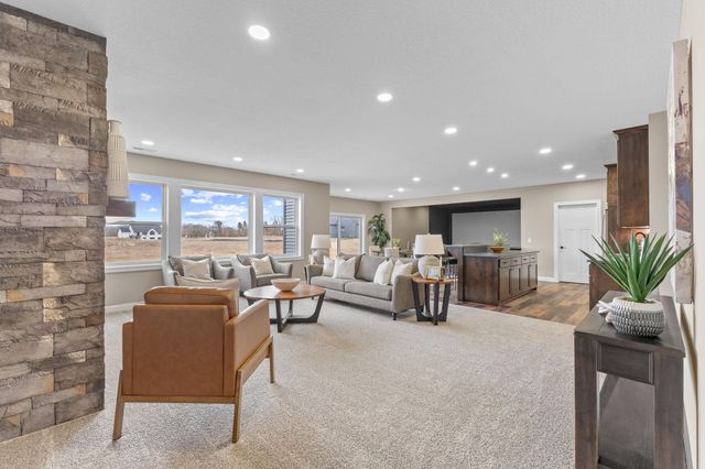 17961 Staples Street NE, Ham Lake, MN 55304