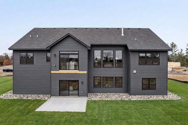 17961 Staples Street NE, Ham Lake, MN 55304