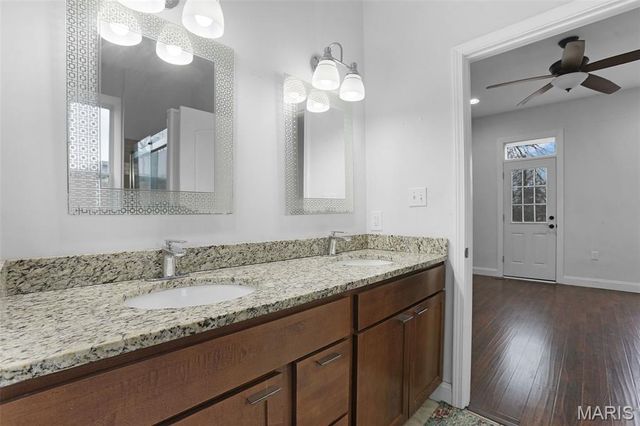 2705 Wyoming Street, St Louis, MO 63118