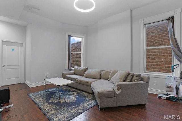 2705 Wyoming Street, St Louis, MO 63118