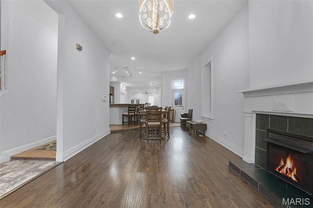 2705 Wyoming Street, St Louis, MO 63118