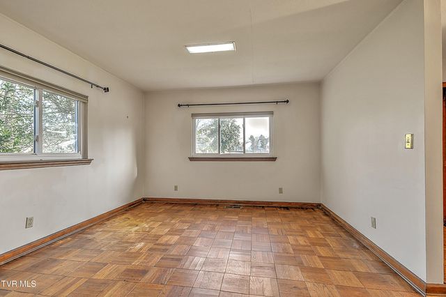 1621 Belmeade Drive, Kingsport, TN 37664