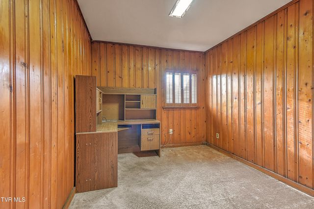 1621 Belmeade Drive, Kingsport, TN 37664