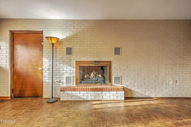 1621 Belmeade Drive, Kingsport, TN 37664