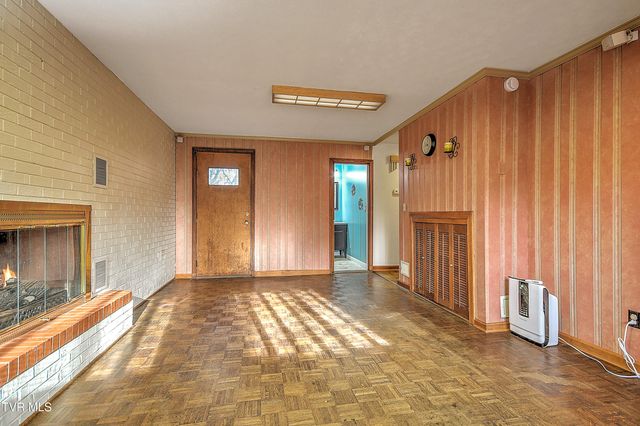 1621 Belmeade Drive, Kingsport, TN 37664